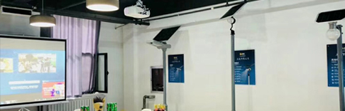 你見過這樣的太陽能路燈展廳嗎？