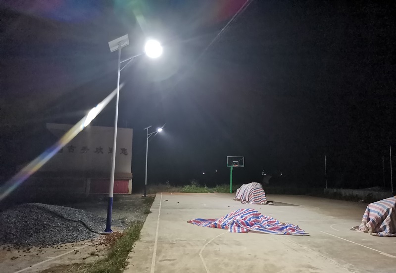 太陽能路燈設(shè)計(jì)與美學(xué)結(jié)合研究