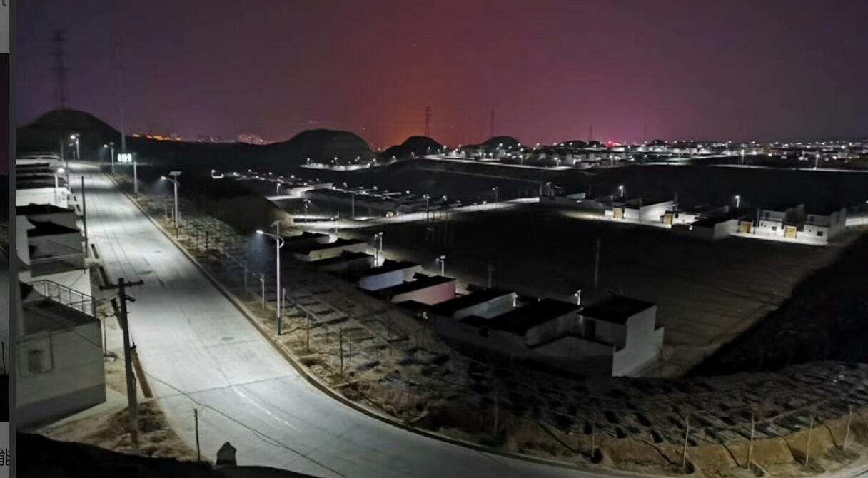 太陽(yáng)能路燈亮度跟什么因素有關(guān)？